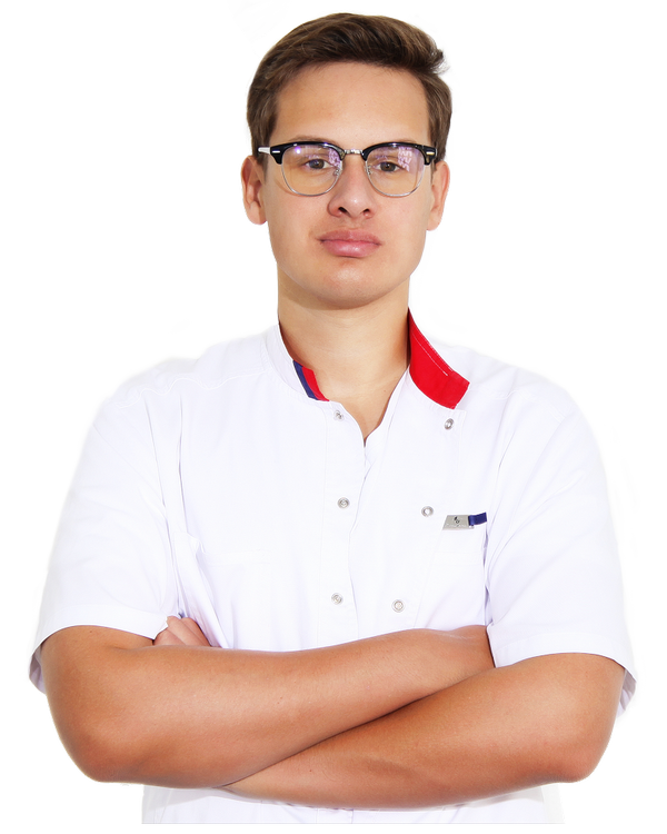 Ортодонт Матвей Гусев